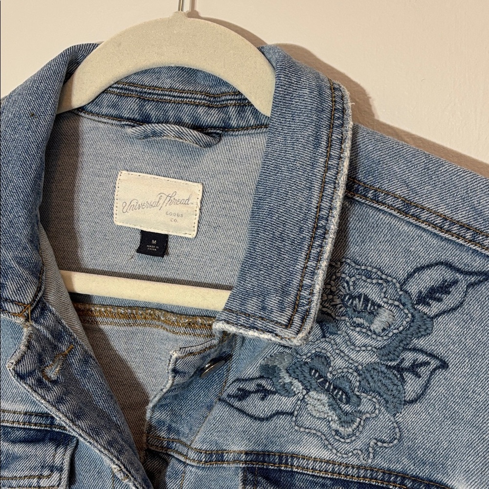 Universal Thread Light Blue Denim Jacket with Floral Embroidery - Picture 2 of 14